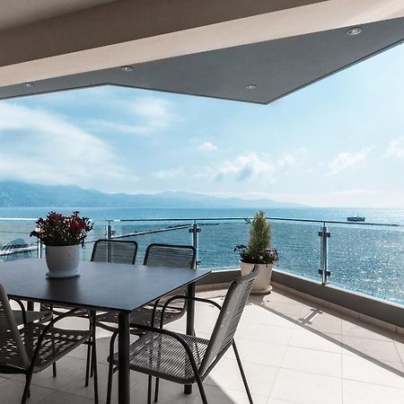Dn Sea Apartments Kalamata Esterno foto