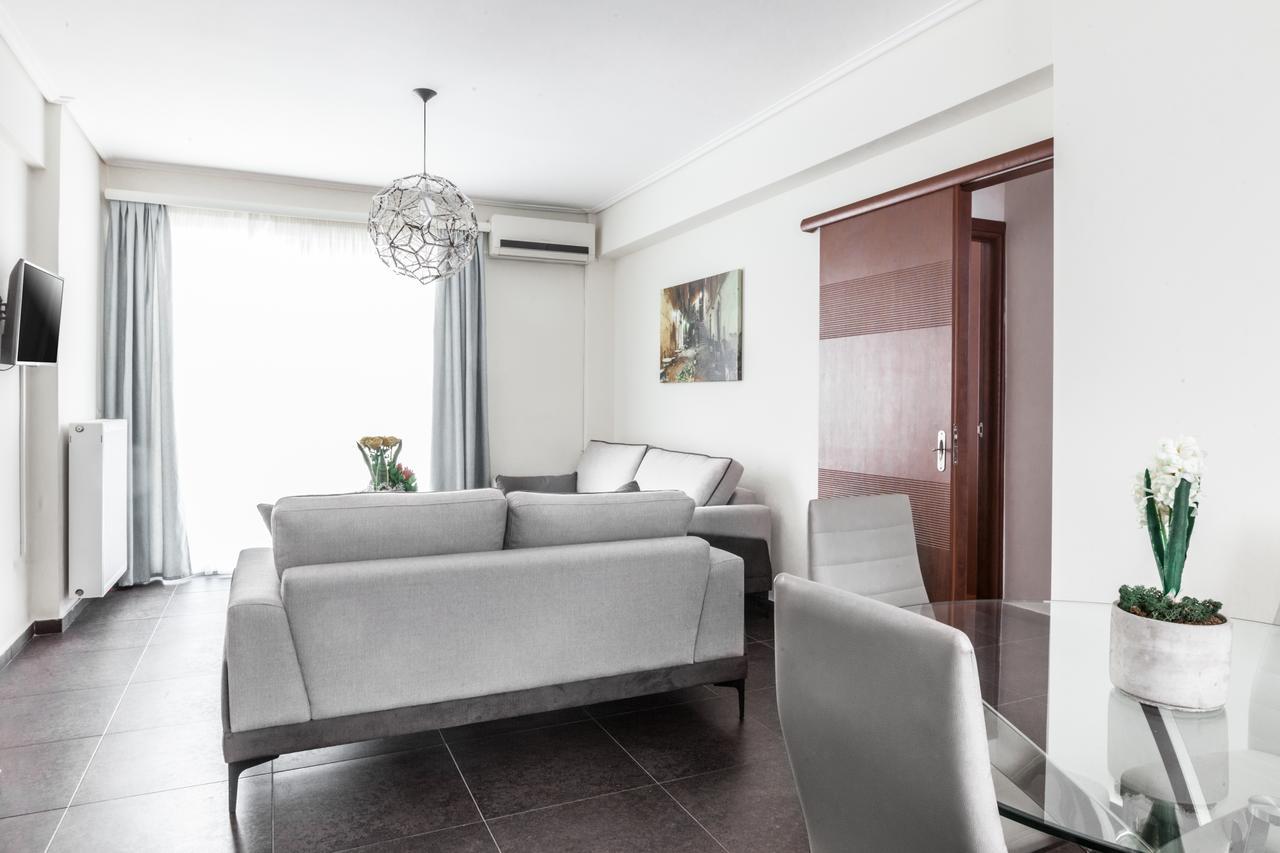 Dn Sea Apartments Kalamata Esterno foto