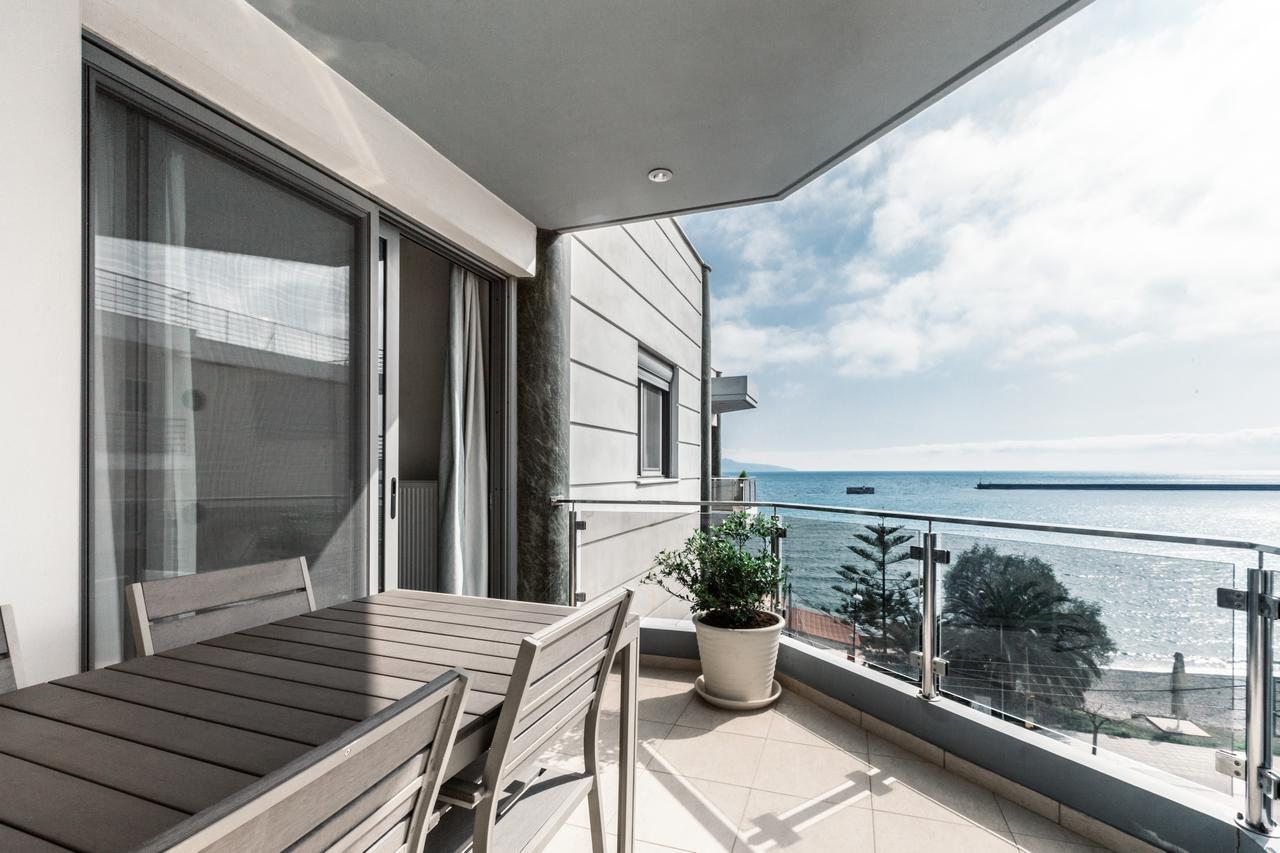 Dn Sea Apartments Kalamata Esterno foto